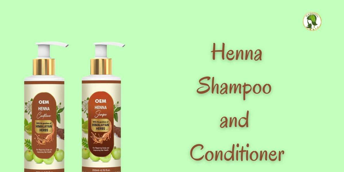 The Benefits of Henna Shampoo and Conditioner for Natural Hair Care