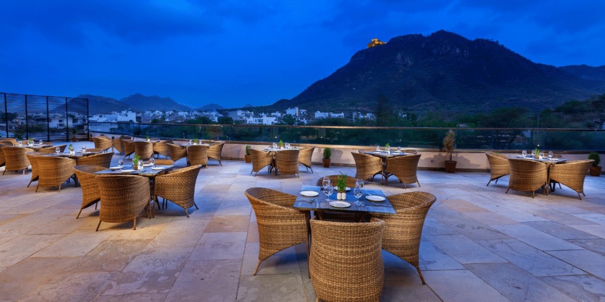 Creating Everlasting Memories: A Destination Wedding in Sajjangarh