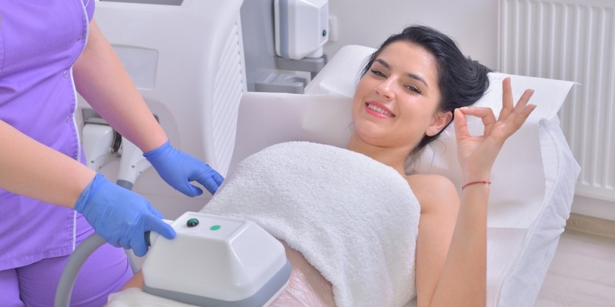 CoolSculpting: A Comprehensive Guide to Non-Invasive Fat Reduction