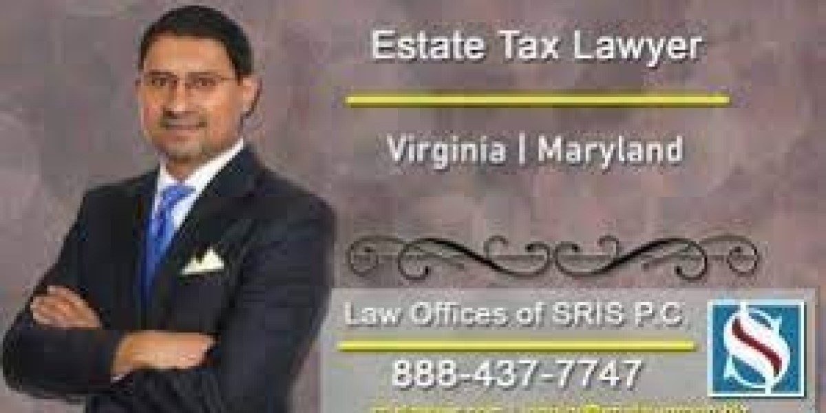 What is an estate lawyer, and what do they do?