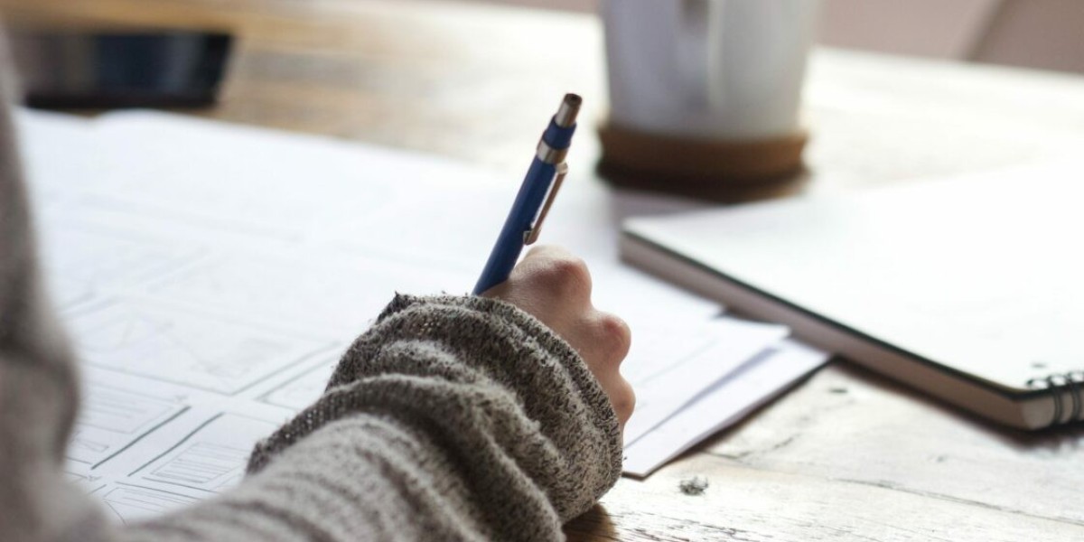 WORKING WITH FREELANCE IN WEB WRITING: HOW DOES IT WORK?