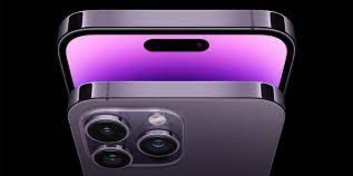 How to Protect Your iPhone 15 Camera from Dust and Scratches