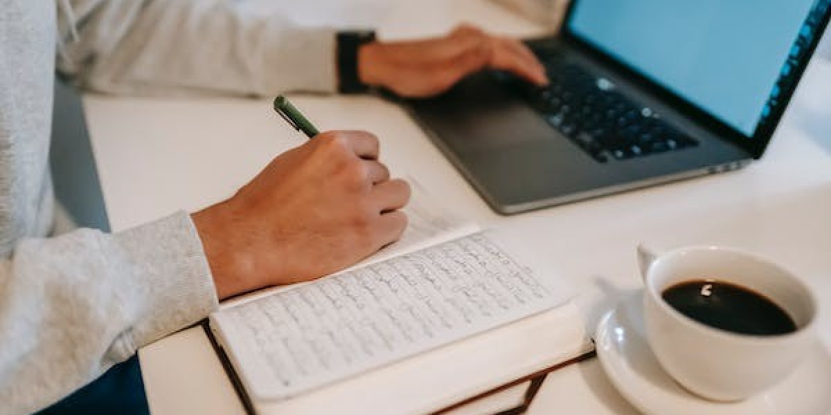 A Symphony of Words: The Art and Science of Utilizing Essay Writing Services Effectively