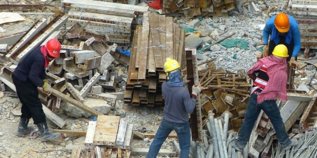 Efficient Construction Debris Removal in Fayetteville – Anytime Junk Removal and Hauling Has You Covered