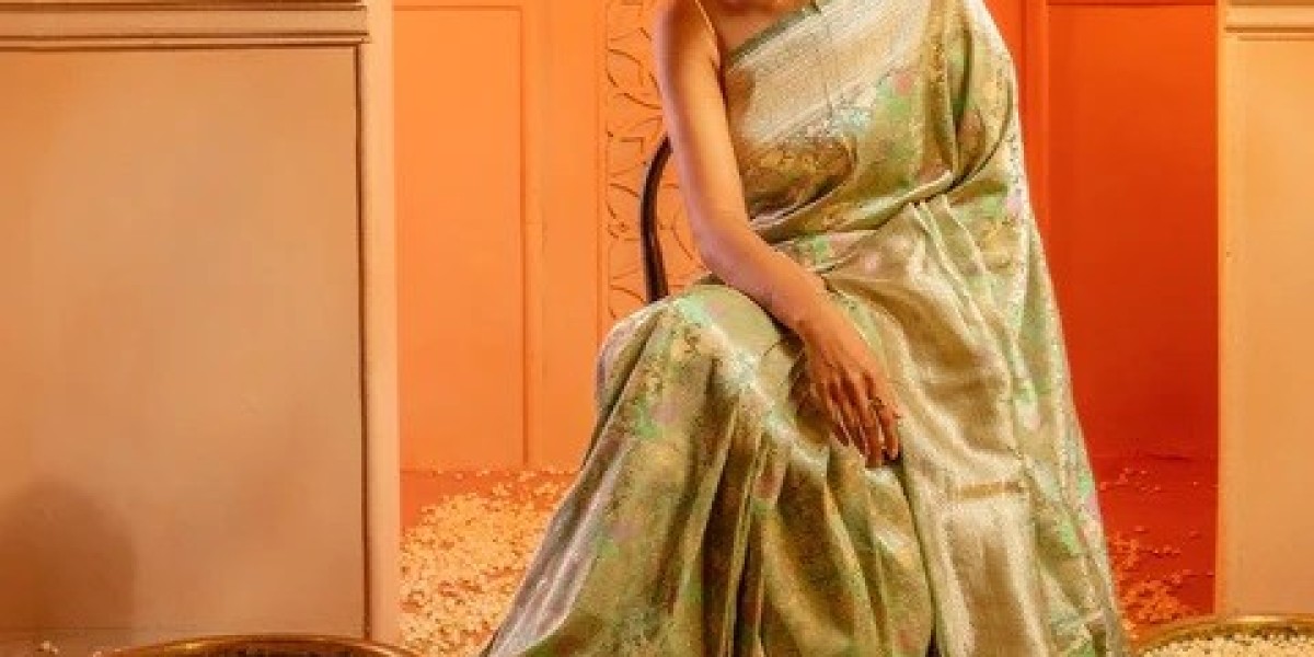 Embroidered Tales of India: Banarasi Saree Motifs