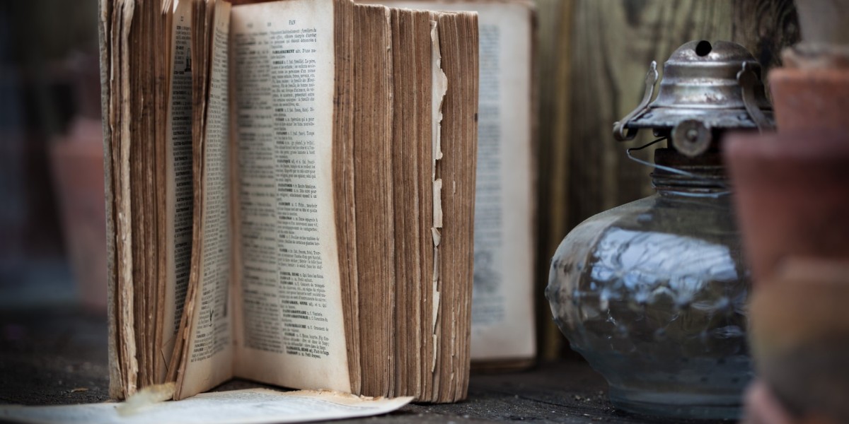 Crafting Personal Legacies through Memoir Ghostwriting