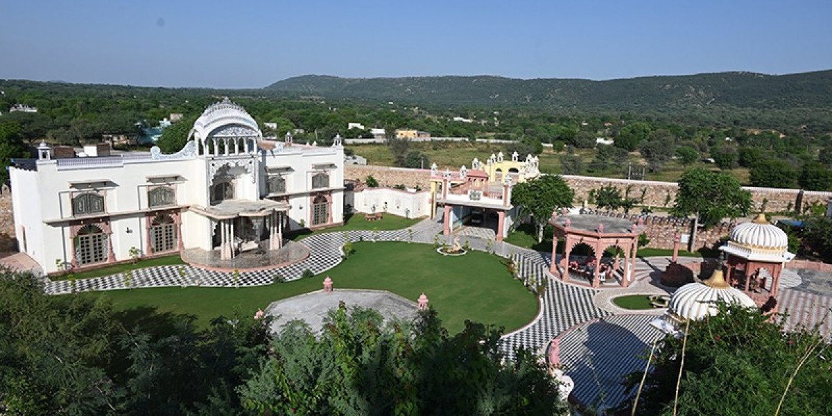A Regal Retreat: Experience Opulence at Lohagarh Fort Resort in Jaipur