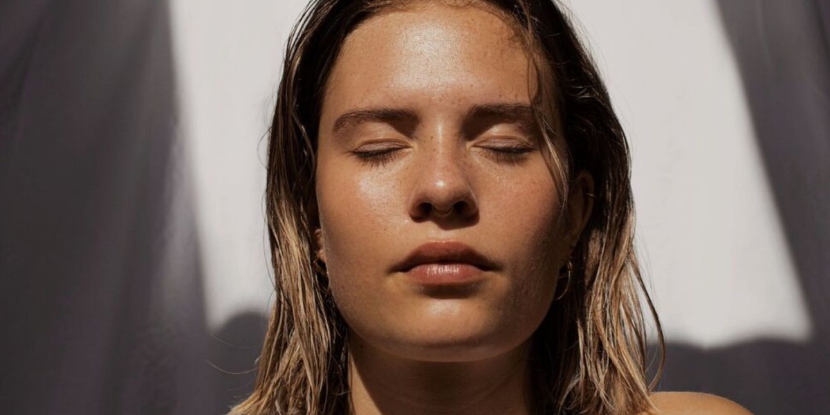 How to Get Glowing Skin Naturally?