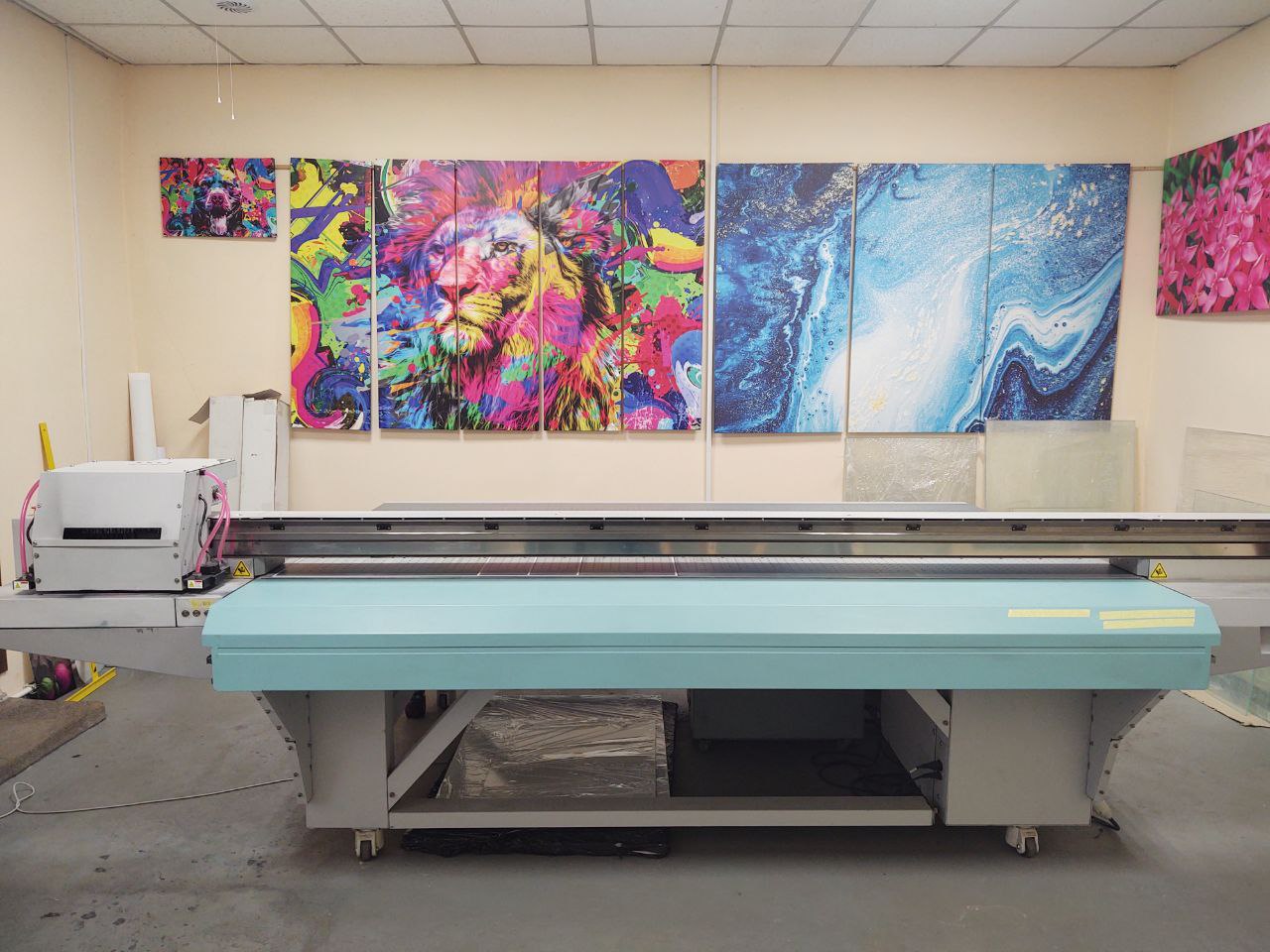 Tempered glass wall art | Home decor | dimalin.com