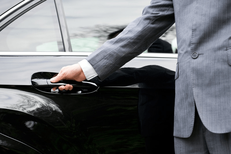 Taxi Bristol to Luton Airport by Airport Taxi Bristol
