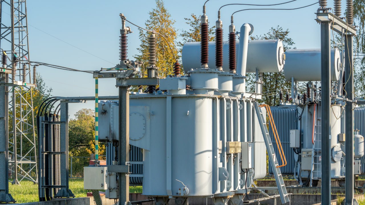 Future of Transformers: Innovations Making Our Electrical Systems Smarter and More Efficient