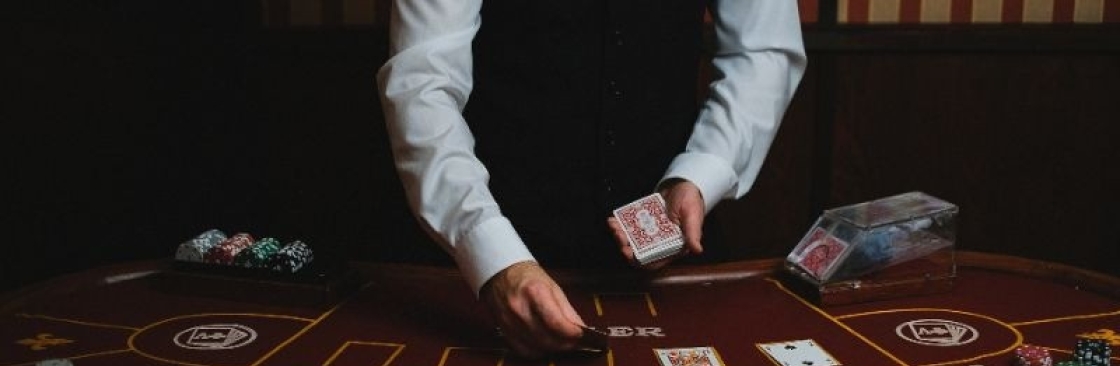 CEO Phan Thị Mai Linh Cover Image