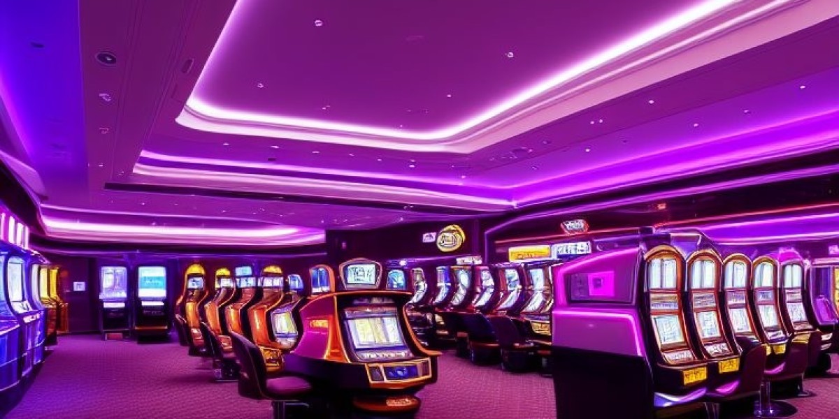 Smash Games at SpinAura Casino